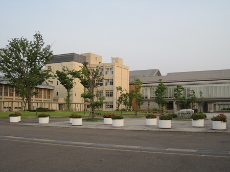 石川大学